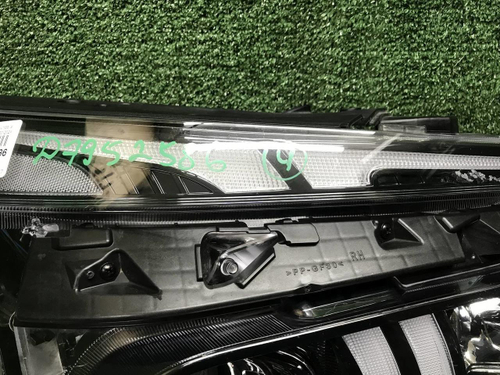 Битая Фара правая Hyundai Santa Fe 4 TM 20-23 LED