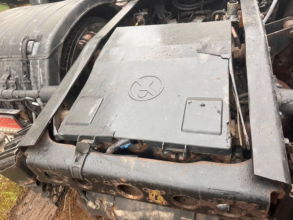 КамАЗ 5490 4x2 Седельный тягач 5490-095-68 (Дизельный, 12,0 л, 428 л.с., МТ)