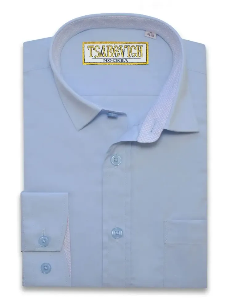 Нежно-голубая сорочка с декоративными вставками