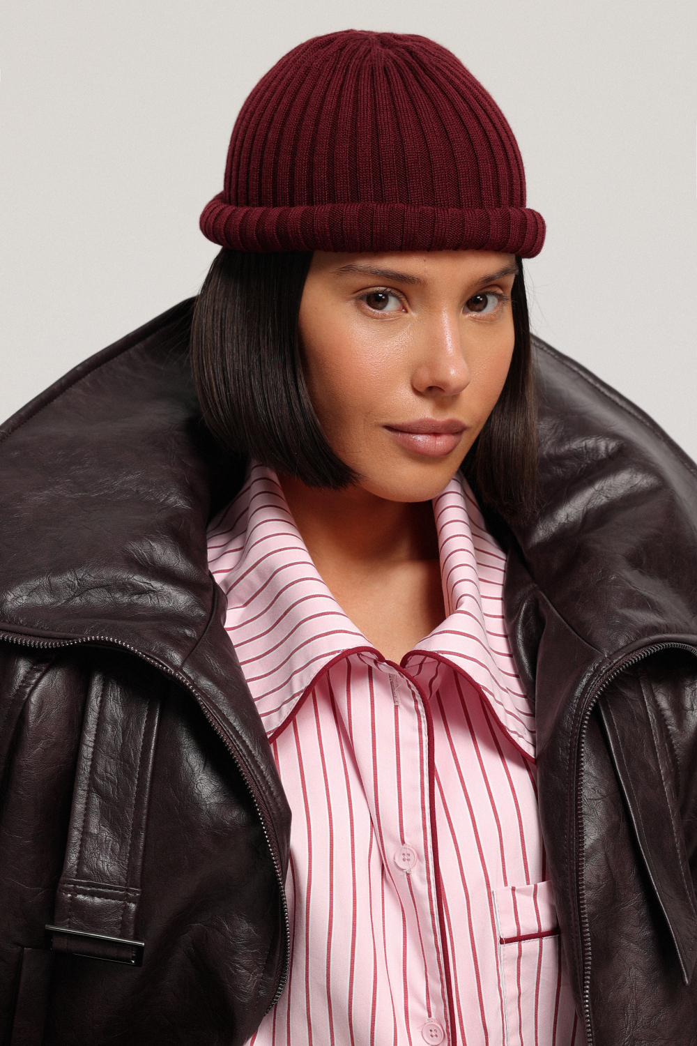 Шапка тонкая