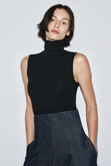 ZARA БАЗОВОЕ БОДИ С ВЫСОКИМ ВОРОТНИКОМ, ЧЕРНЫЙ