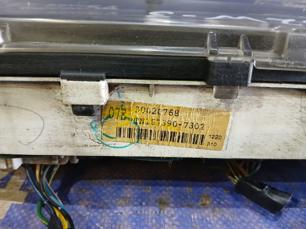 Щиток приборов SUZUKI ESCUDO 2000