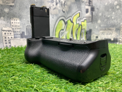 Батарейный блок Canon BG-E11