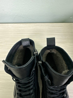 Ботинки женские(мех) 38р уценка_1329