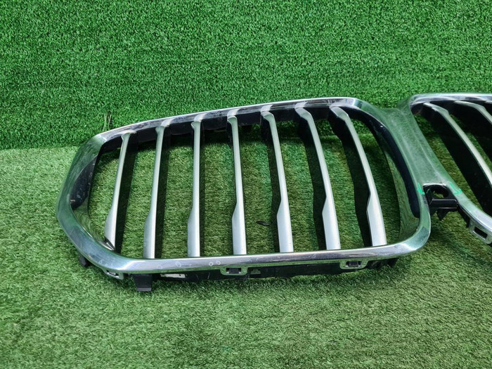 Решетка радиатора BMW X5 G05 (2018-2023)