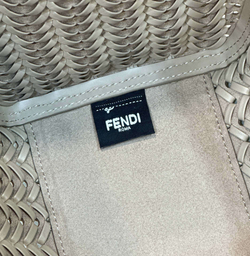 Fendi Origami Medium 27 cm