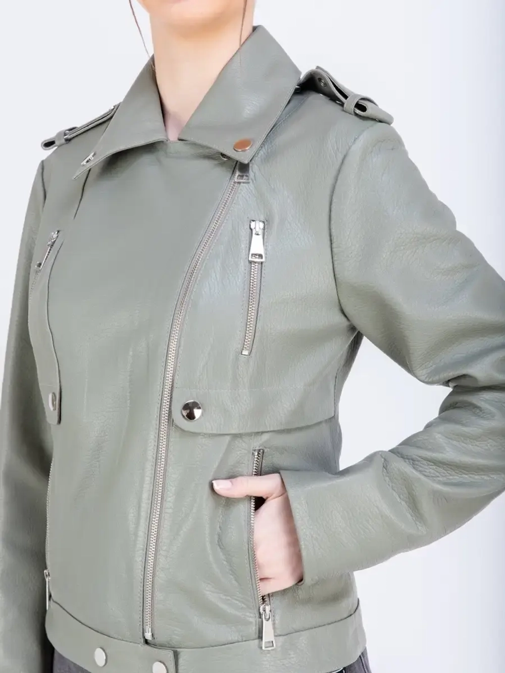 Куртка женская из натуральной кожи