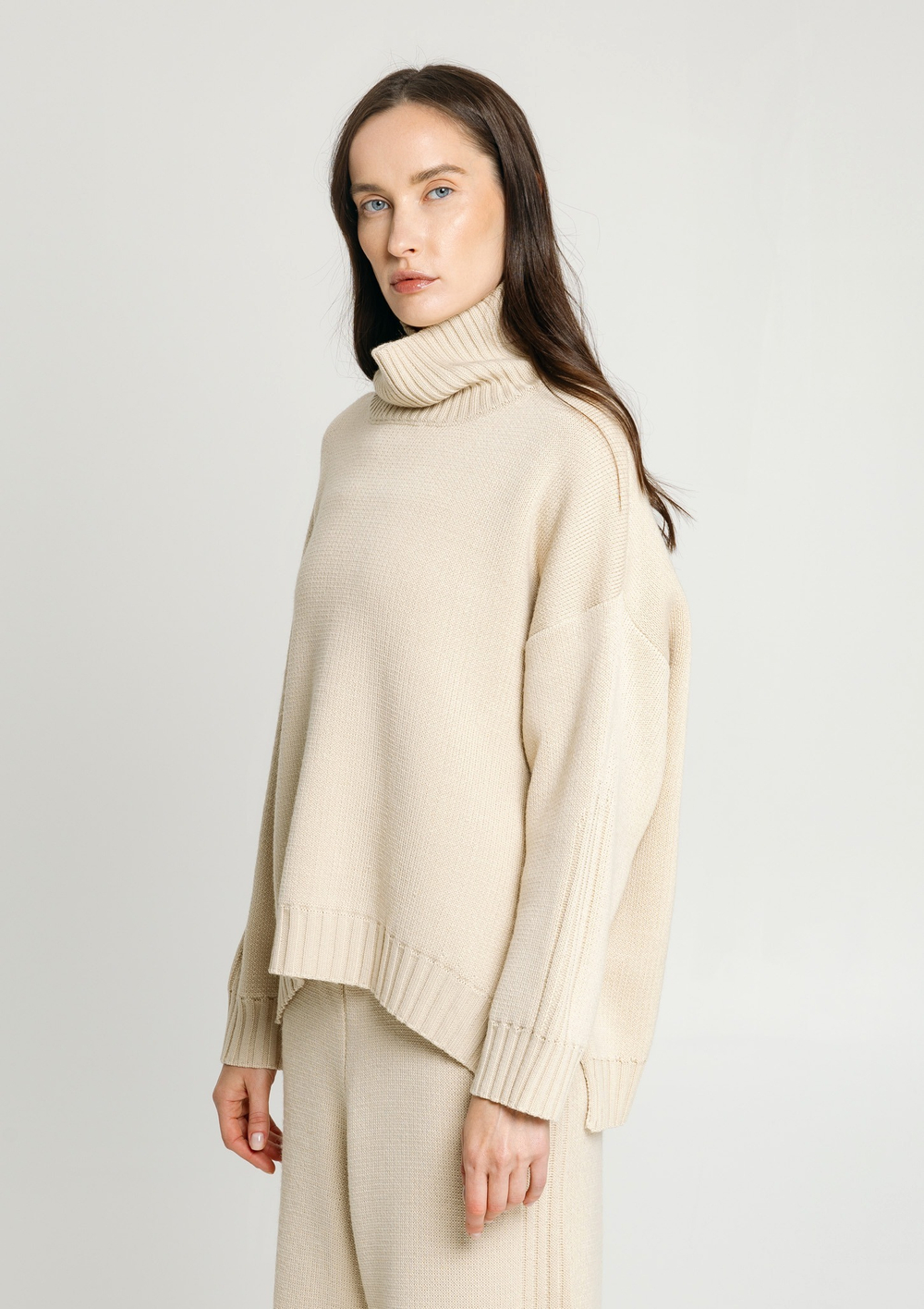 Свитер МОНО