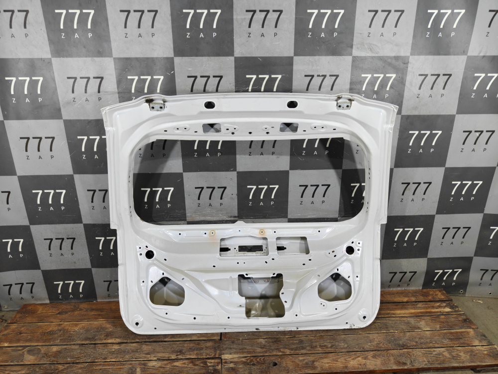 Крышка багажника Mitsubishi Outlander 3 15-нв Б/У Оригинал 5801B818