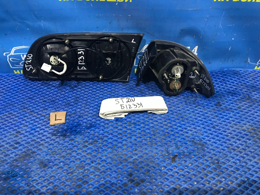 Стоп правый TOYOTA CALDINA 2000-2002