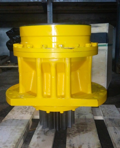 Редуктор поворота Komatsu PC220-8