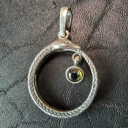 Подвеска. Уроборос