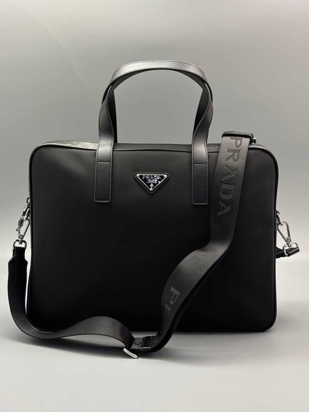 Портфель Prada