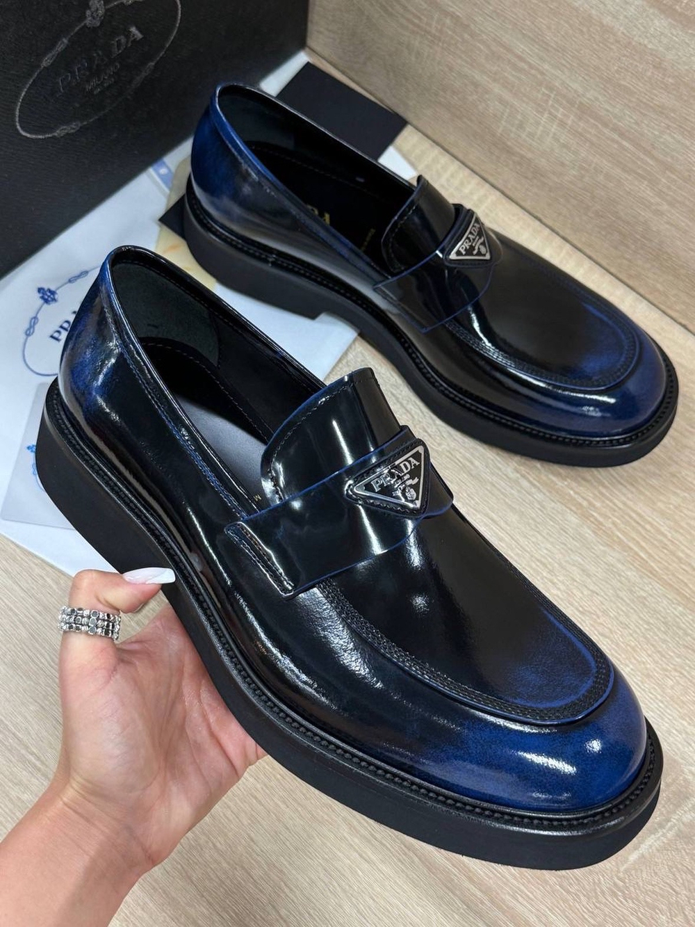 Лоферы Prada