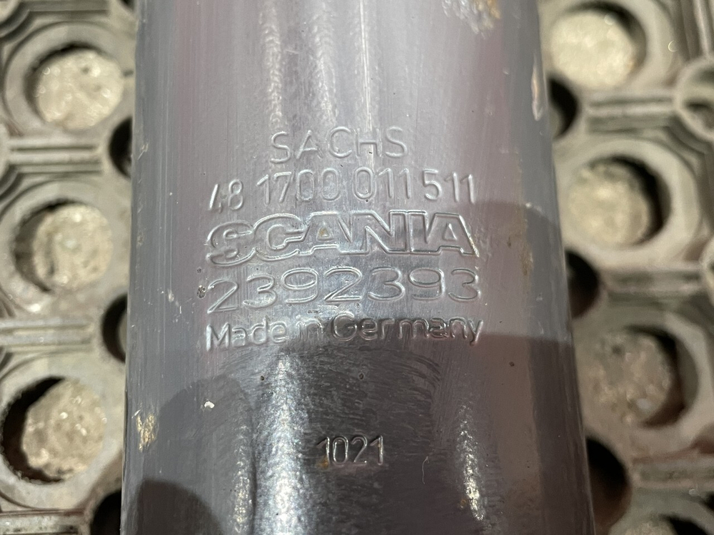 Амортизатор передний 2021г