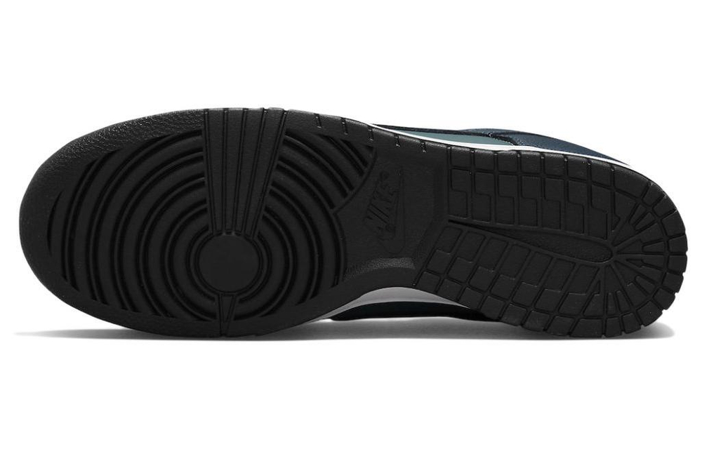 Кроссовки Nike Dunk Low