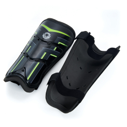 Щитки футбольные TORRES Training