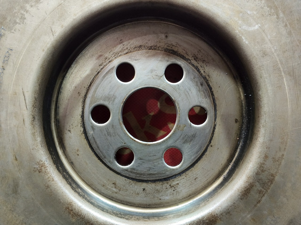 Демпфер двигателя