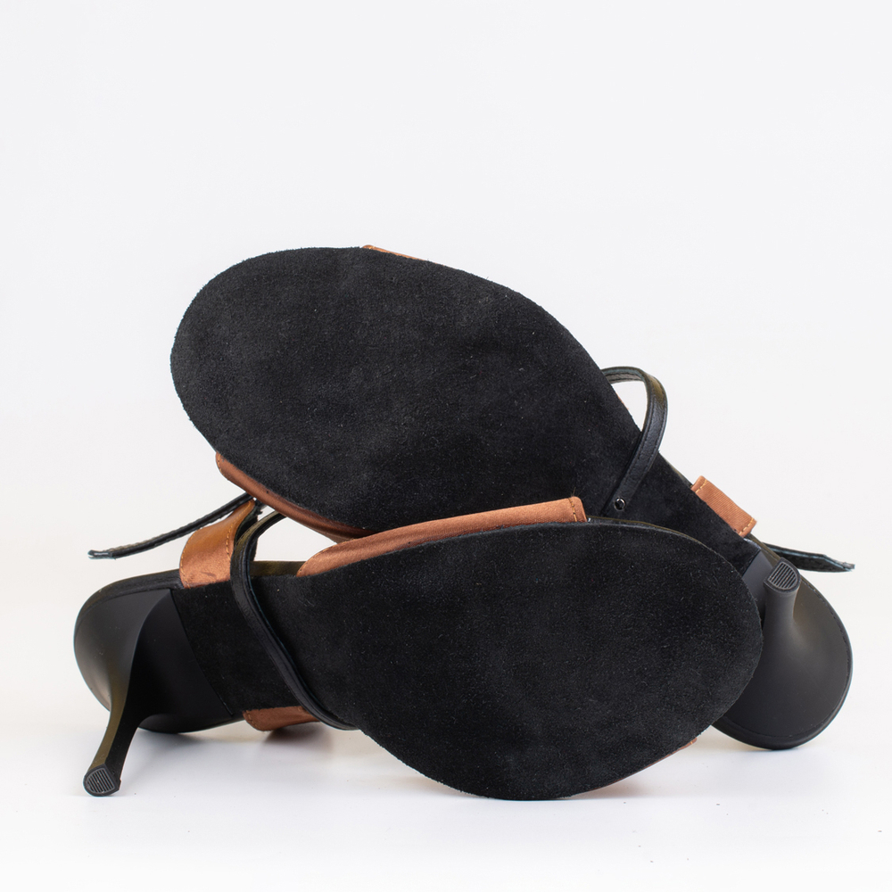 Туфли для социальной латины