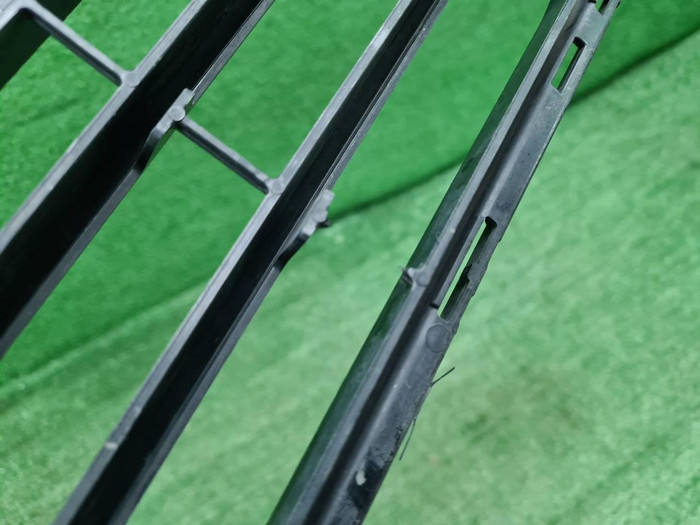 Решетка переднего бампера BMW 5er G30 (2017-2020)