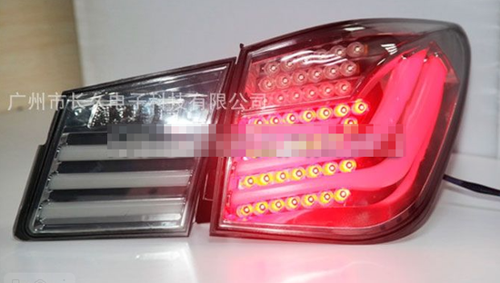 Задние фонари Шевроле Круз V8 type