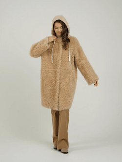 Шуба женская чебурашка из шерсти тедди, бежевая, SilverFox