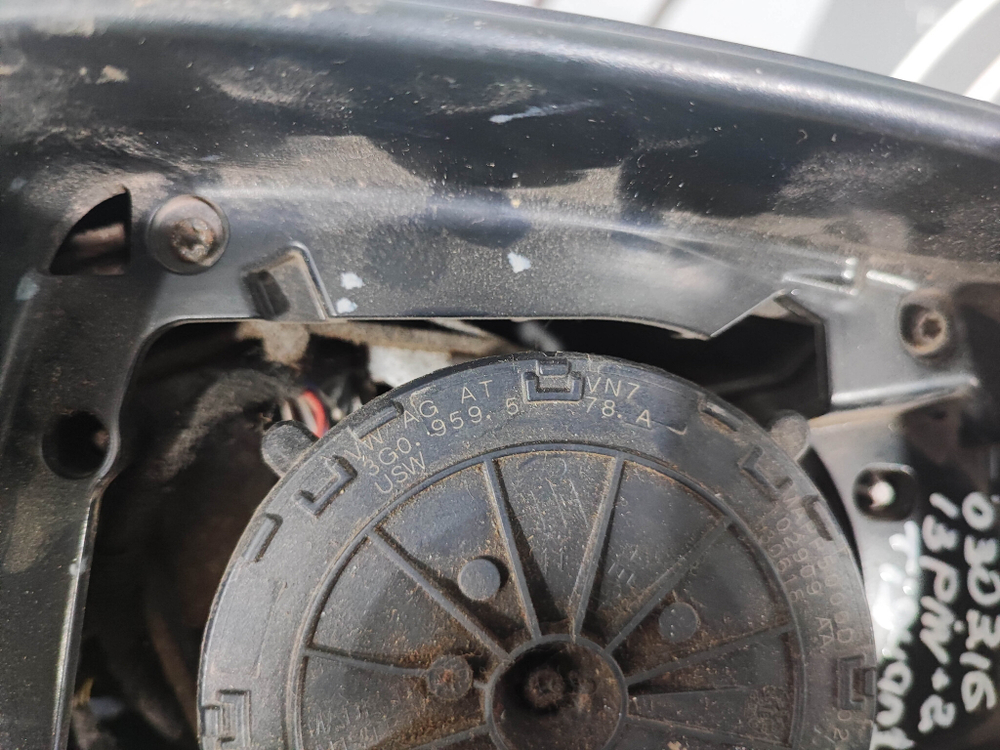 Зеркало левое 13+2 pin Volkswagen Tiguan 2 16-нв Б/У Оригинал