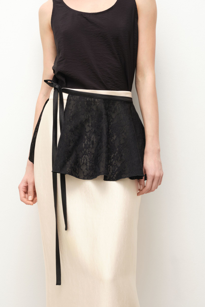 Баска из кружева