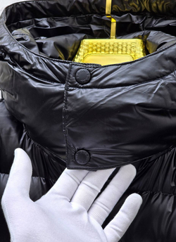 Пуховик Prada