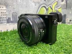 Sony A6000 kit E PZ 16-50mm OSS 2.400 кадров