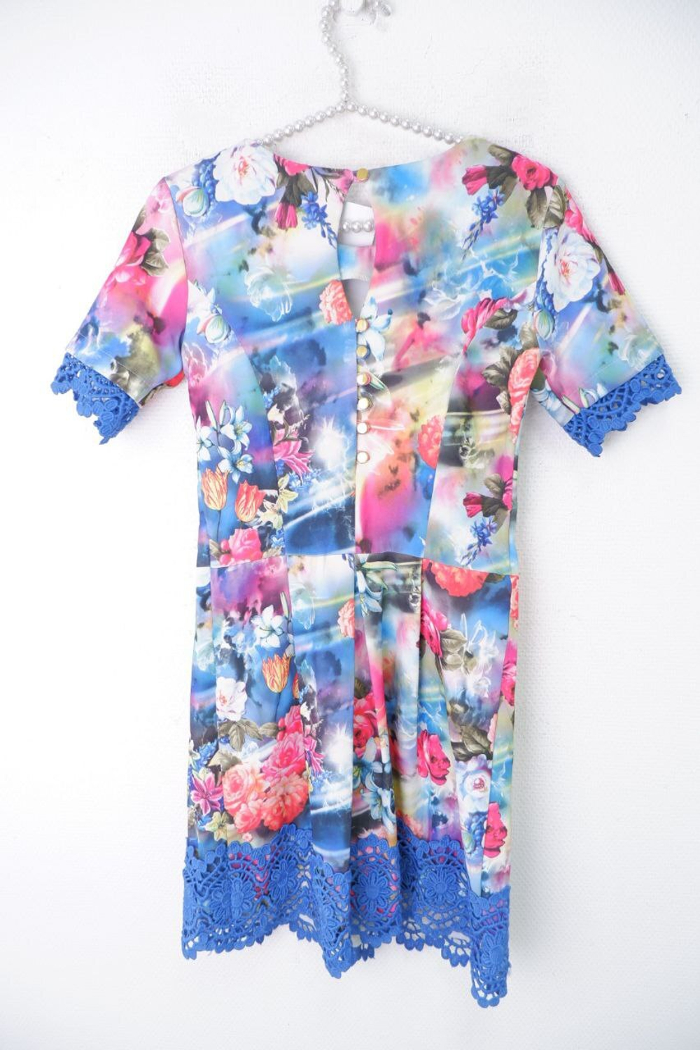 Платье AScool яркое 42 размер, новое