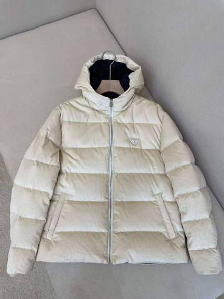 Пуховик Prada