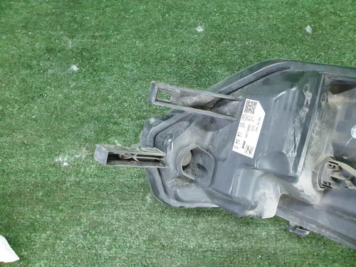 Битая Фара правая Nissan Qashqai 2 j11 (17-23) галоген