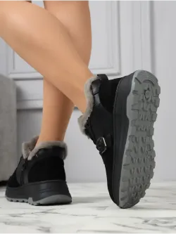 Кроссовки зимние