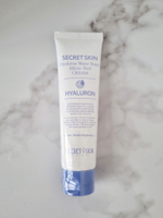 Крем для лица с эффектом микропилинга Secret Skin Hyaluron Water Bomb Micro Peel Cream