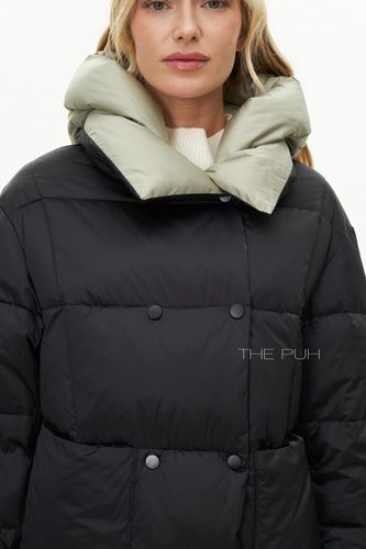 Двусторонний пуховик с капюшоном