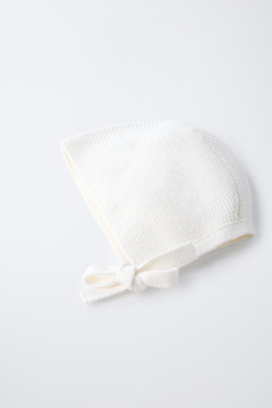 ZARA ТРИКОТАЖНЫЙ ЧЕПЧИК, СВЕТЛЫЙ ЭКРЮ