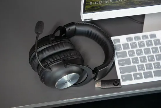 Игровые наушники Logitech Pro X Lightspeed