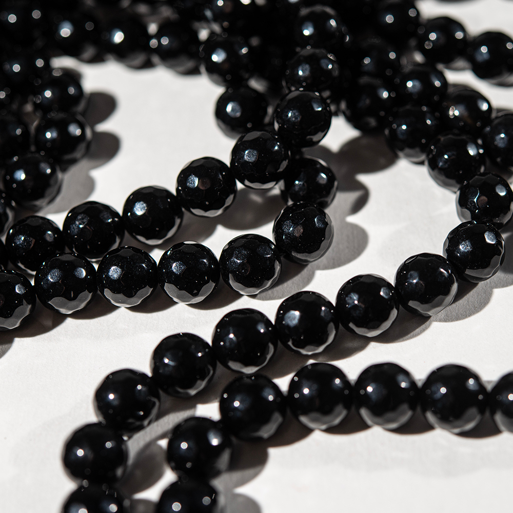 Черный агат натуральный, бусины в форме шара, микроогранка, 8мм