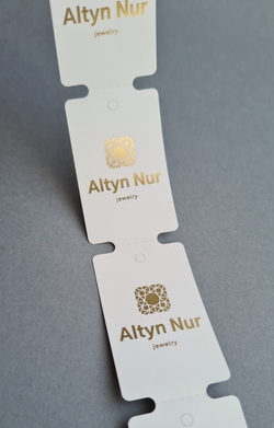 30*50,8 мм. Печать золотым.