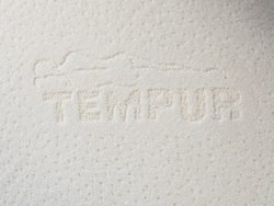 Подушка под поясницу Tempur Bed Back Support