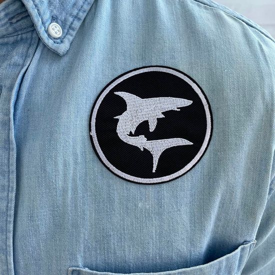 Нашивка термоаппликация на одежду и на рюкзак. Shark, Акула