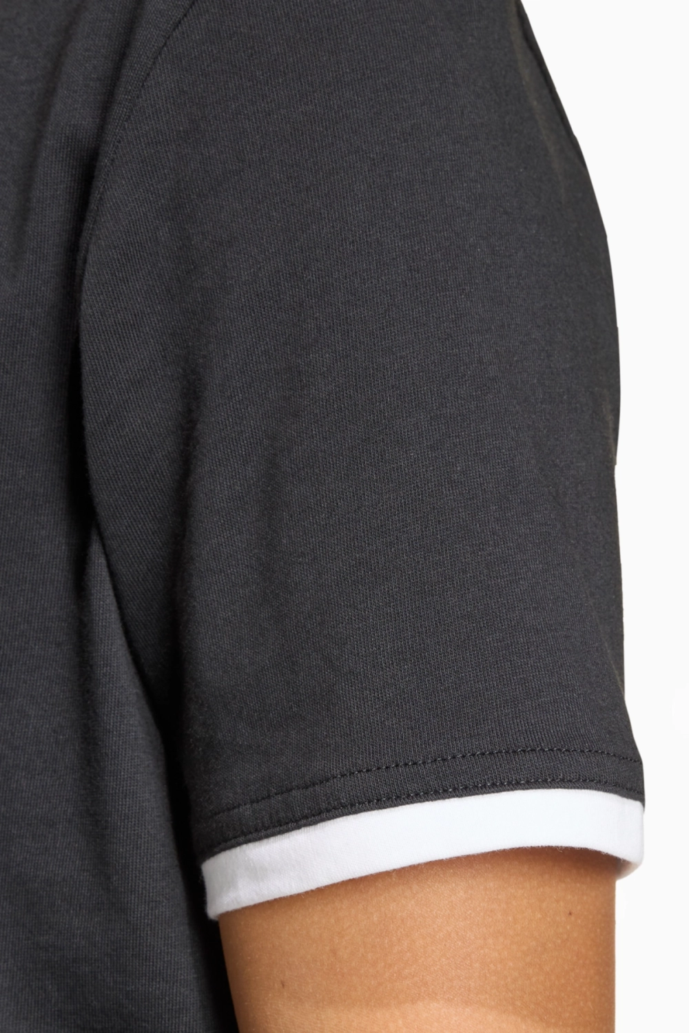 Футболка adidas Entrada 26 Tee Junior - черный