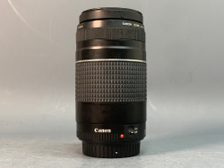 Canon EF 75-300mm 4-5.6 III микроцарапины.