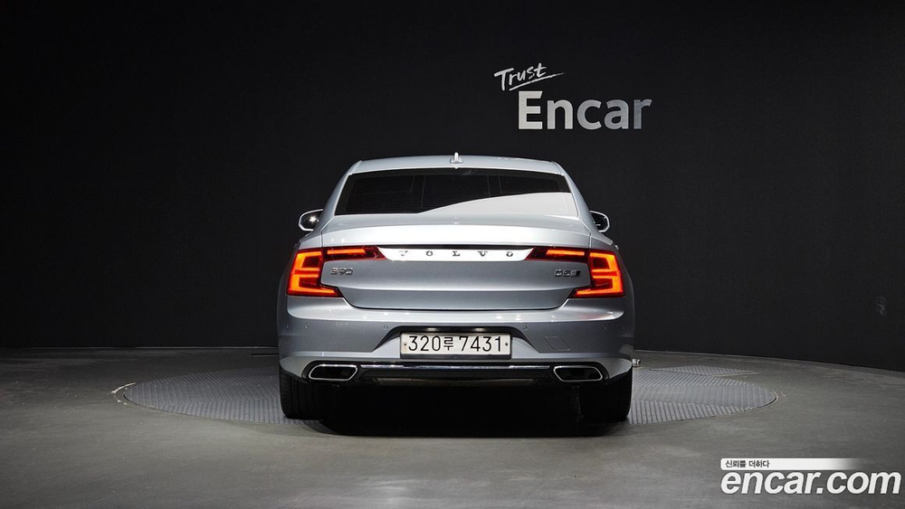 Volvo S90 D5 AWD Inscription (12.2019)