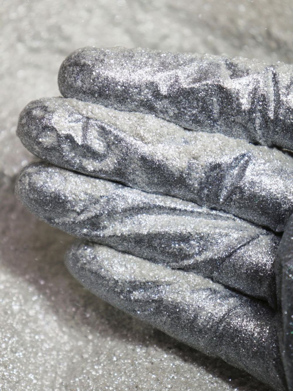 Пигмент 8738 - Серебро мерцающий блеск 300 - универсальный