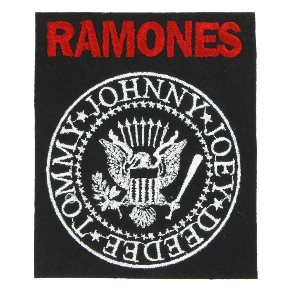 Нашивка с вышивкой группы Ramones