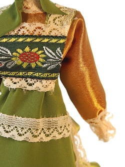 Кукла коллекционная Мещанка в нарядной одежде