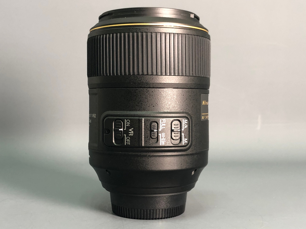 Nikon 105mm 2.8G IF-ED AF-S VR Micro-Nikkor