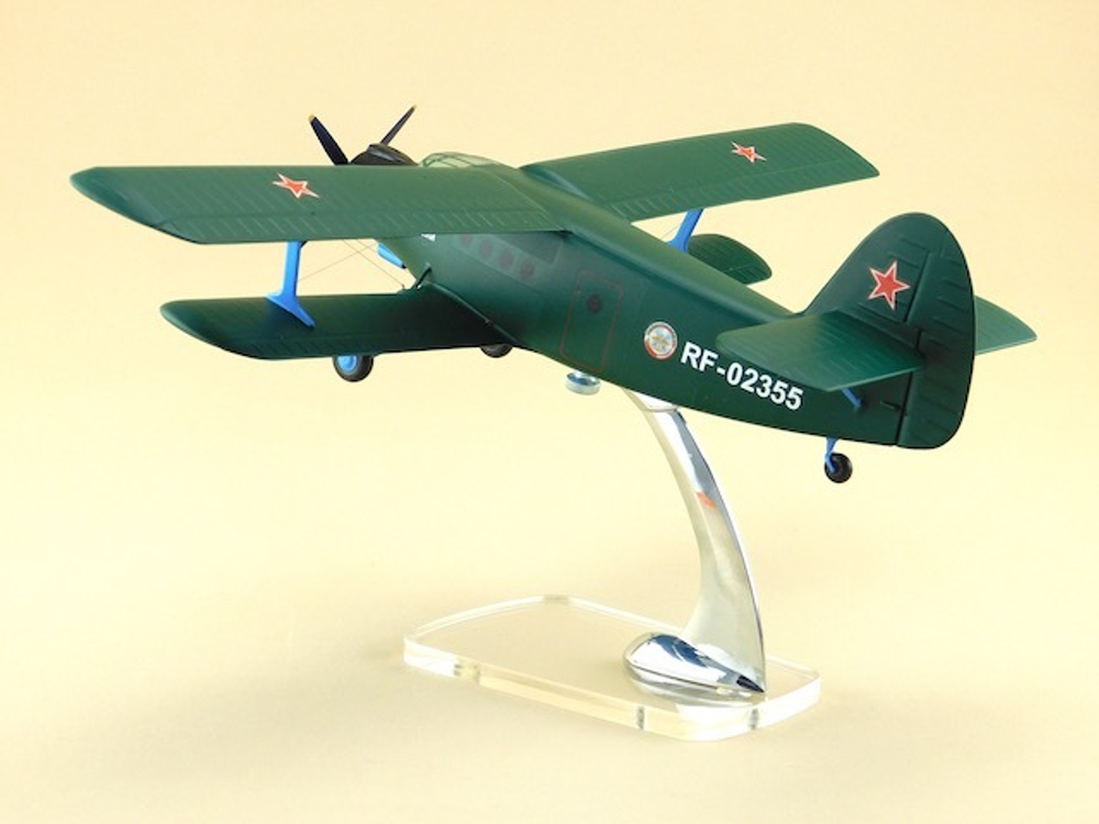 Модель самолета Ан-2 (М1:48, ДОСААФ)